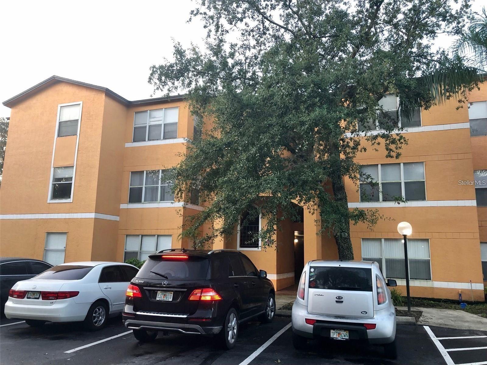 VENETIAN PLACE - Residential Lease