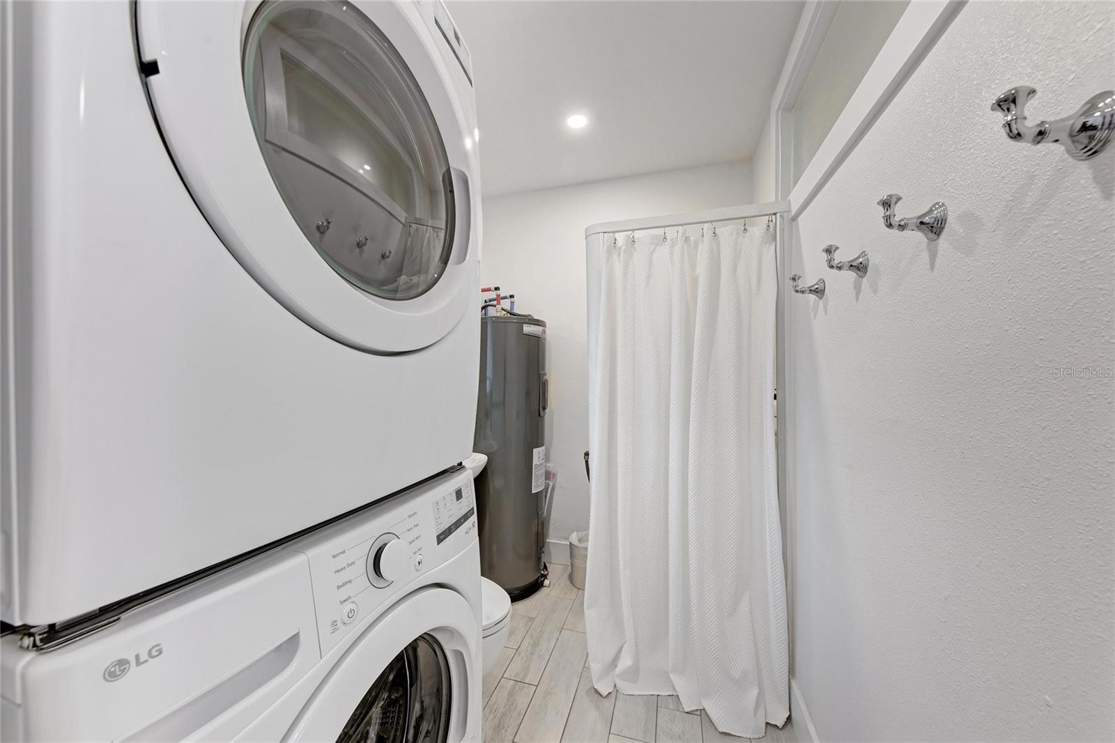 THE ARROYO - Residential