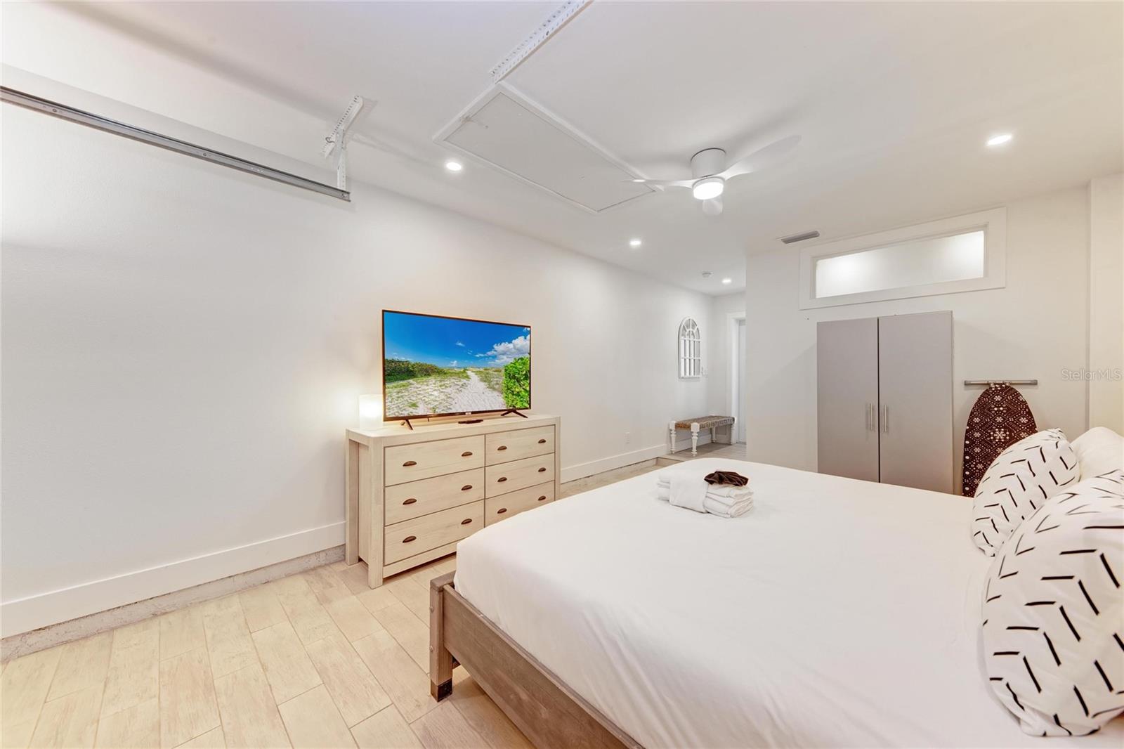 THE ARROYO - Residential