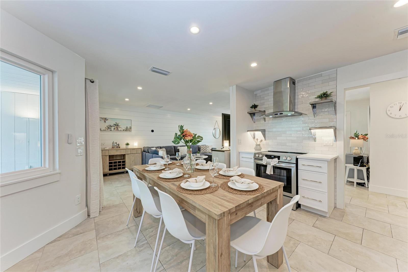 THE ARROYO - Residential