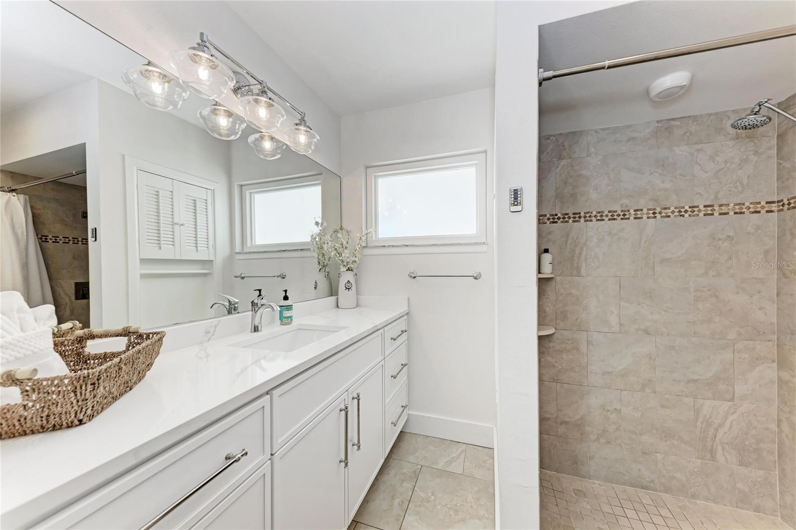 THE ARROYO - Residential