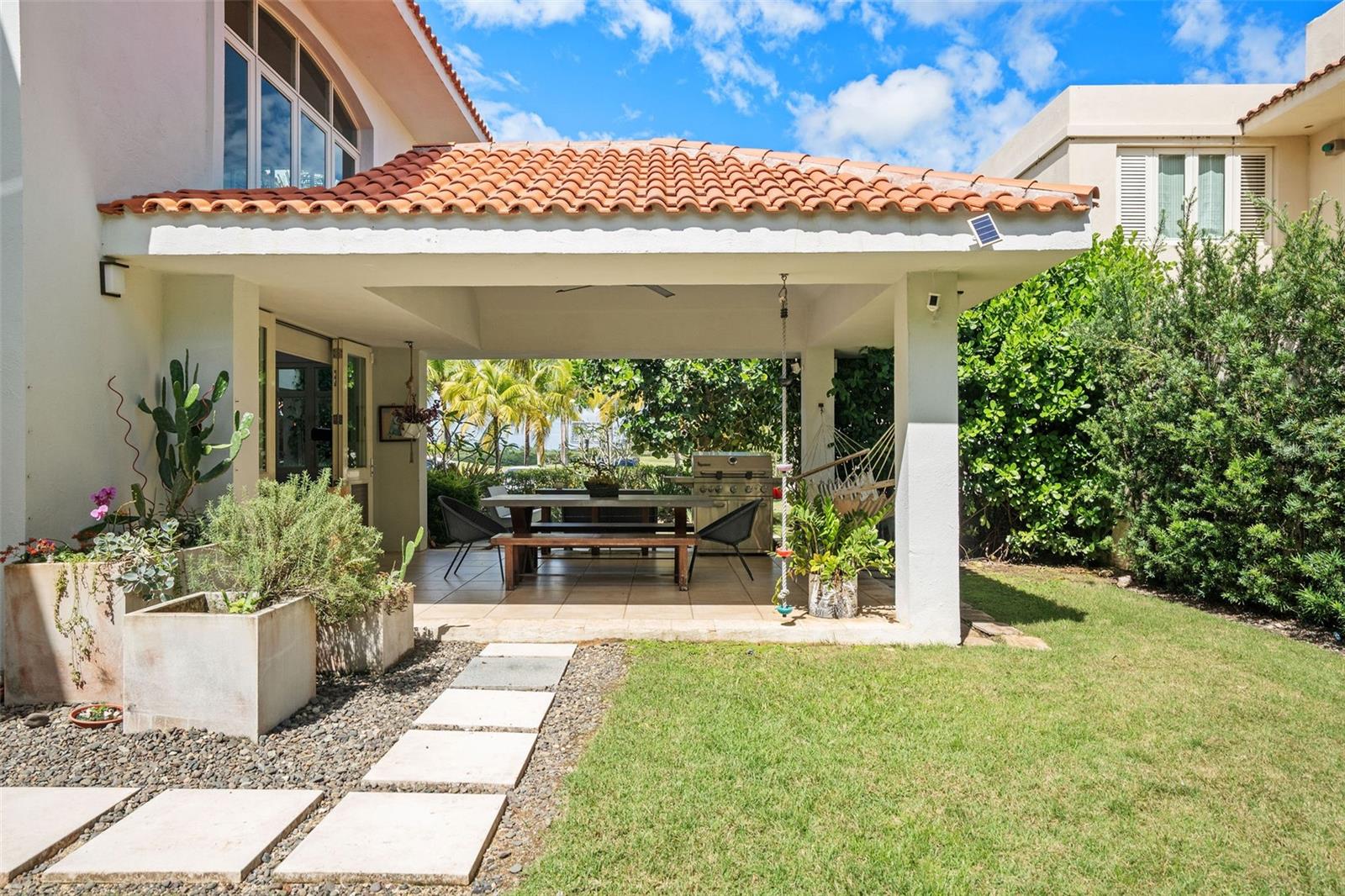 DORADO BEACH EAST - Residential