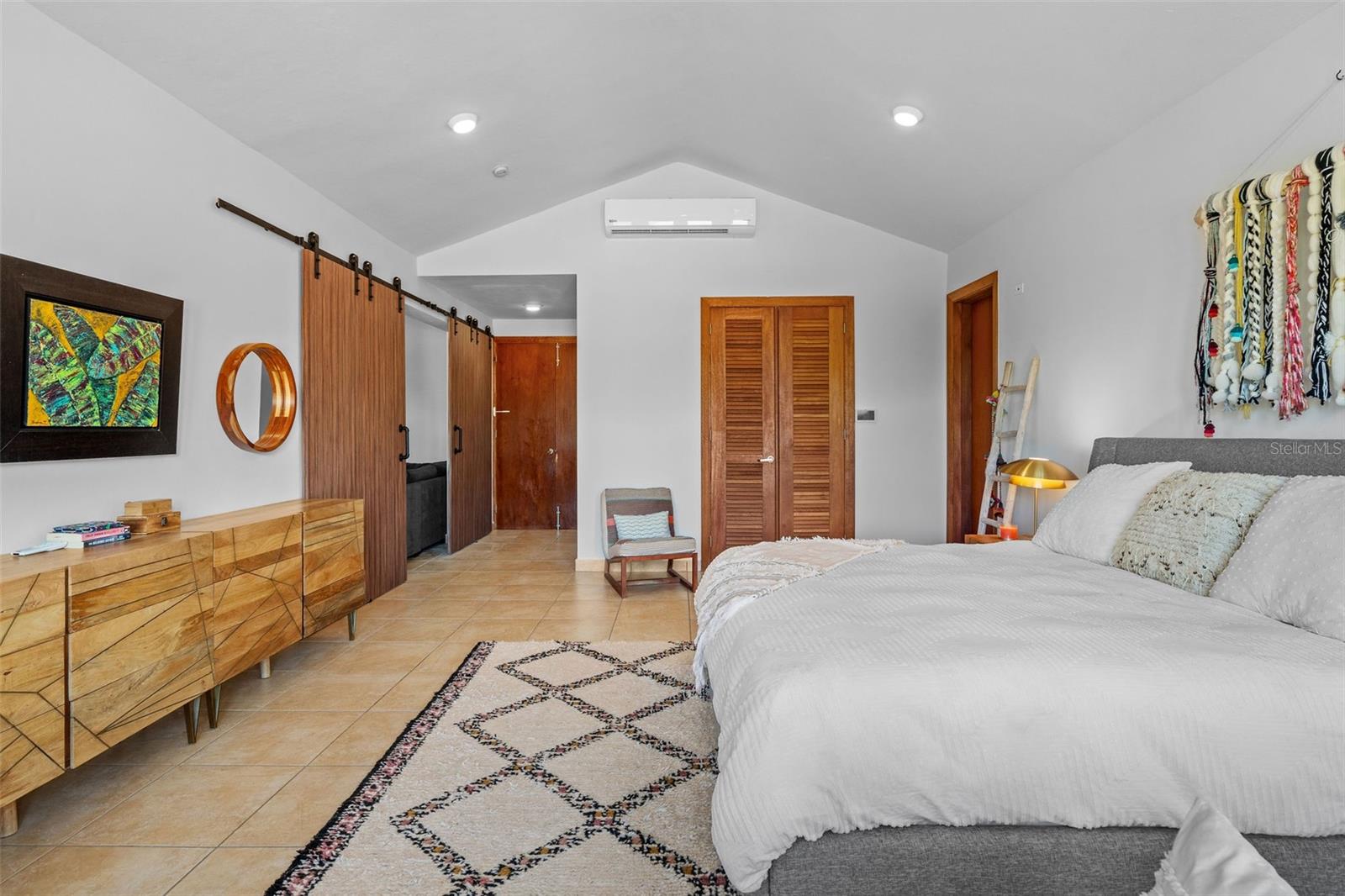 DORADO BEACH EAST - Residential