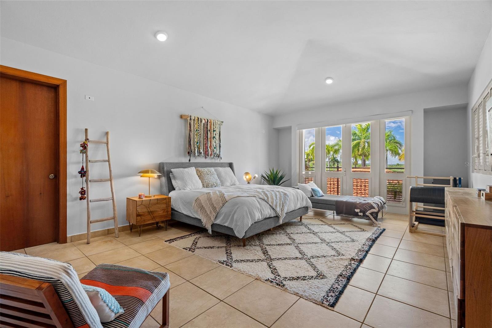 DORADO BEACH EAST - Residential