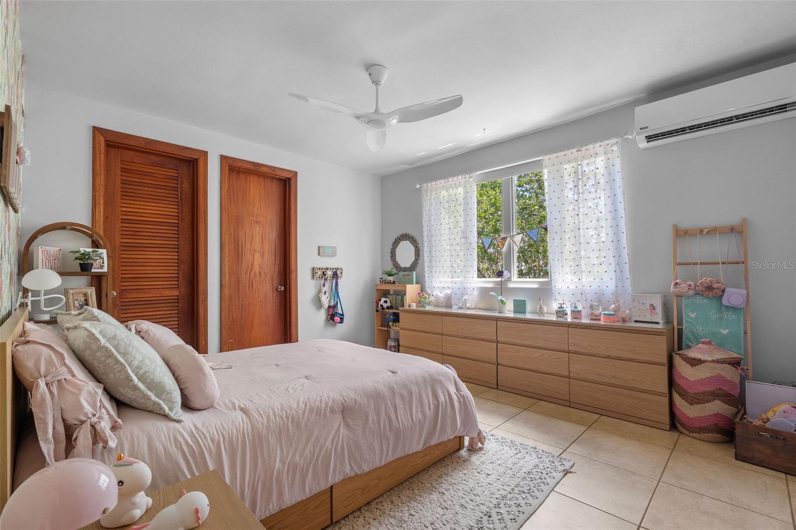 DORADO BEACH EAST - Residential