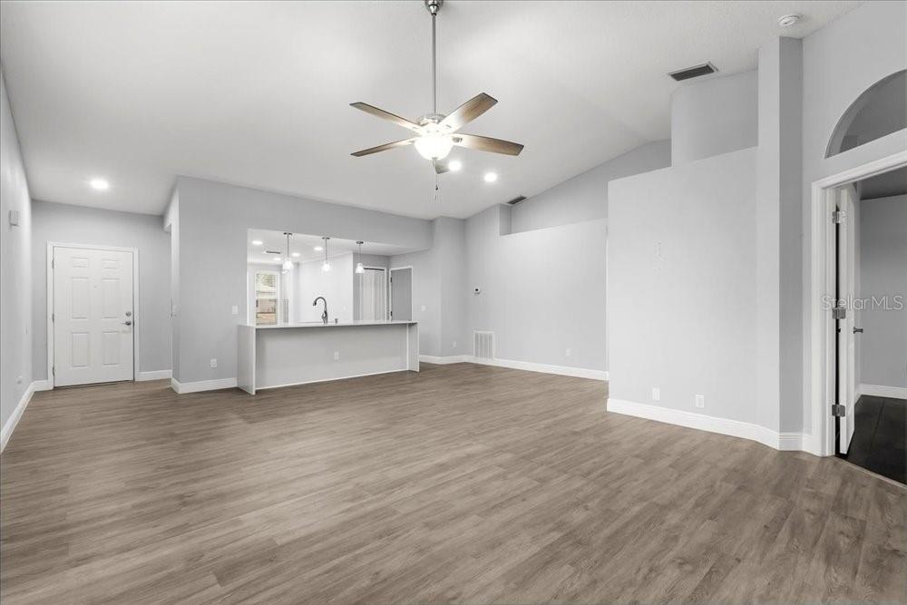 PIEDMONT LAKES PH 03 - Residential