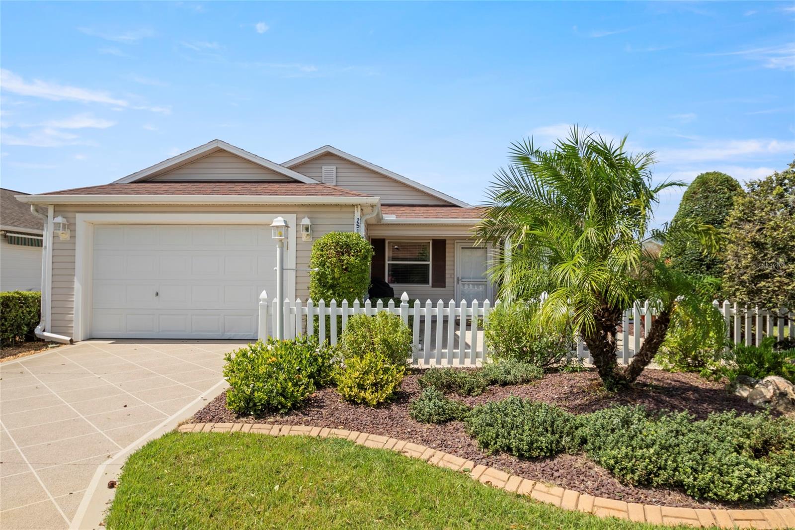 2516 BANNING COURT