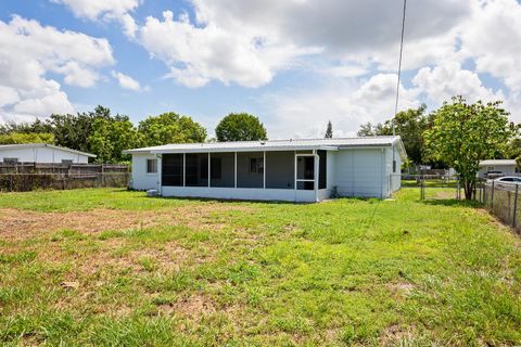 A home in KISSIMMEE