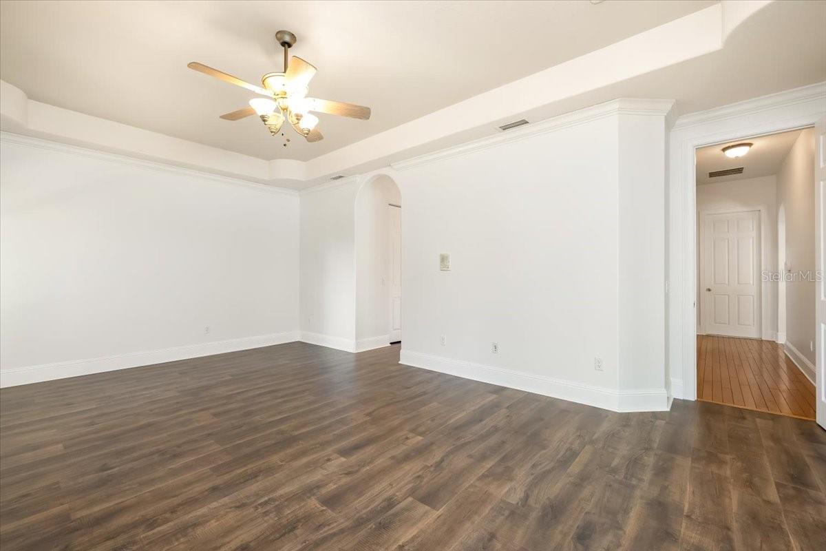 04 FAIRWAYS - Residential