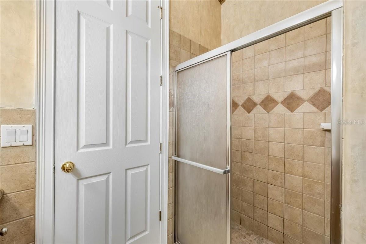 04 FAIRWAYS - Residential