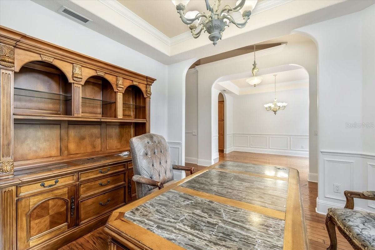 04 FAIRWAYS - Residential