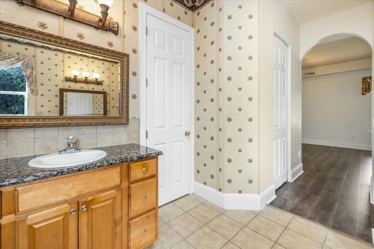 04 FAIRWAYS - Residential