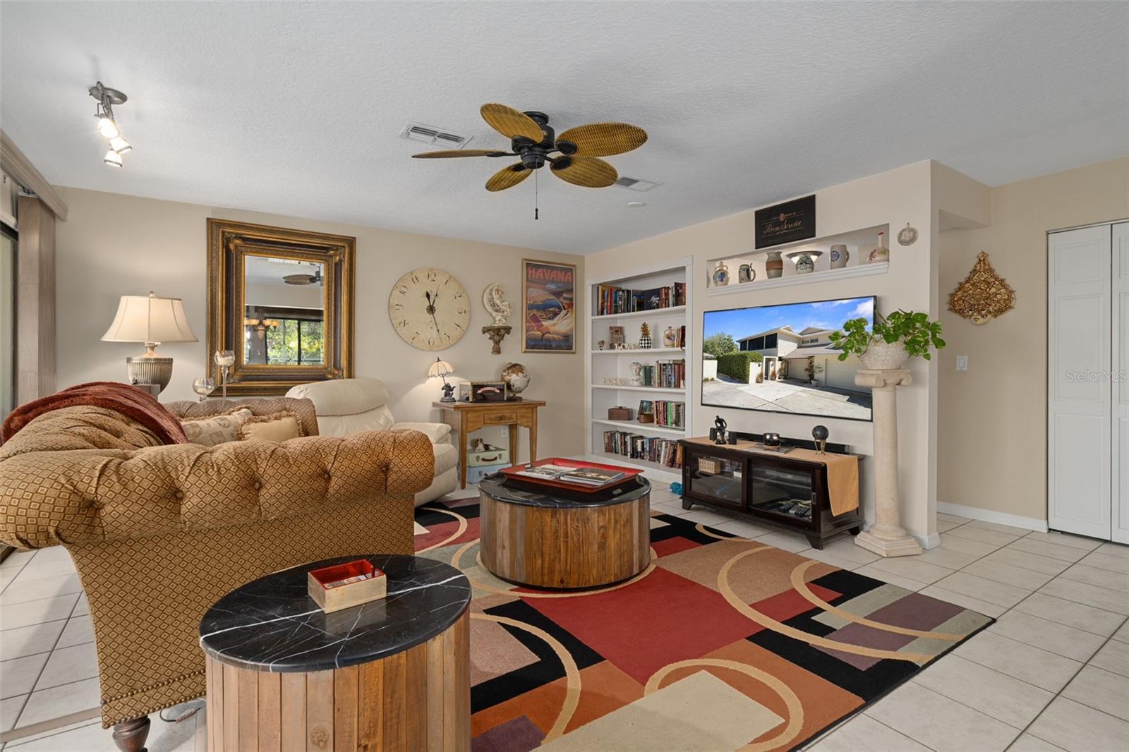 COLONY SOUTH - Residential