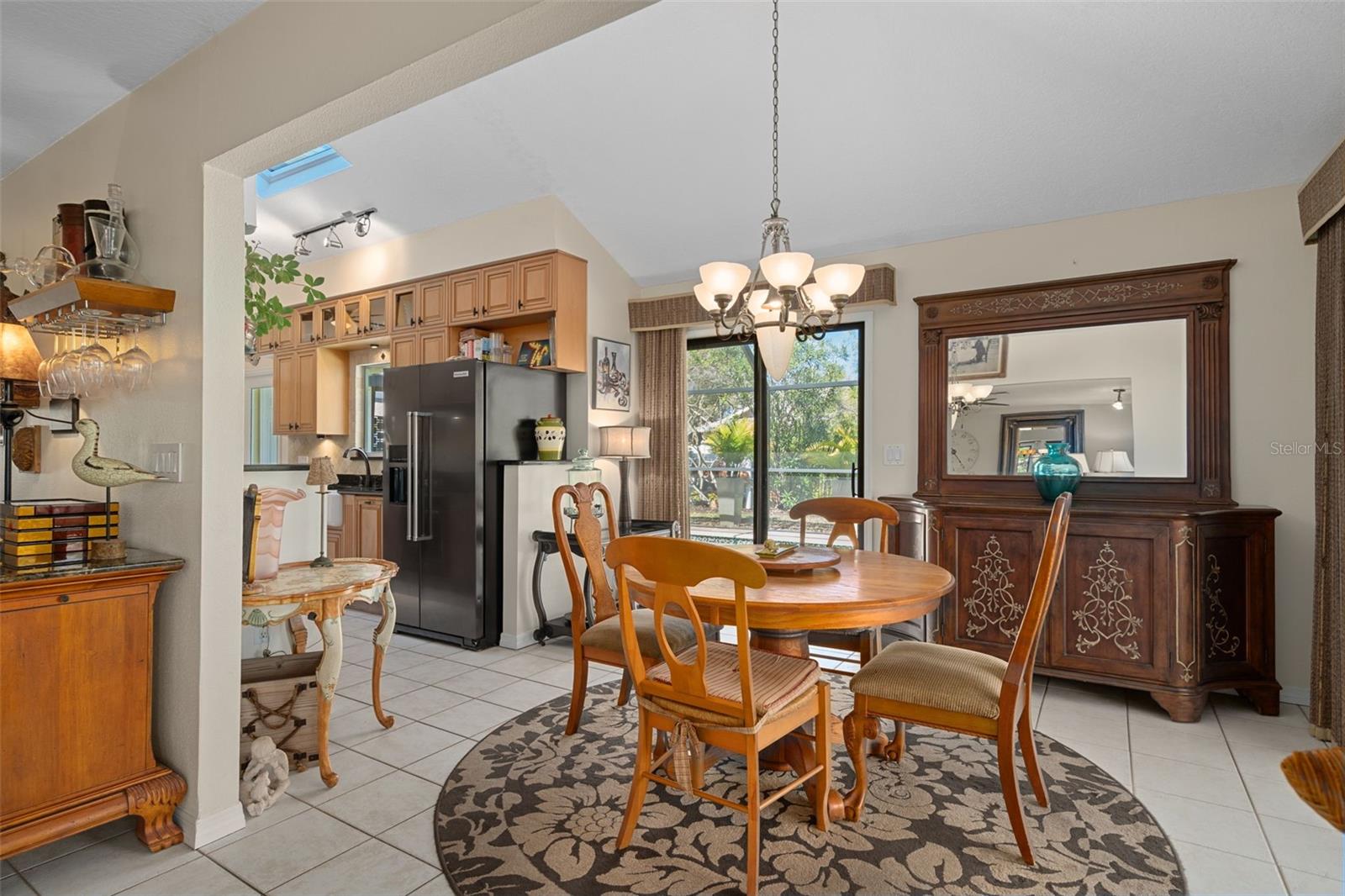 COLONY SOUTH - Residential