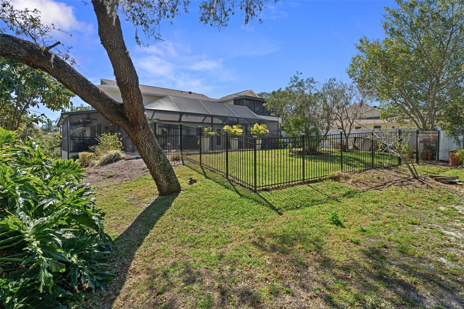 COLONY SOUTH - Residential