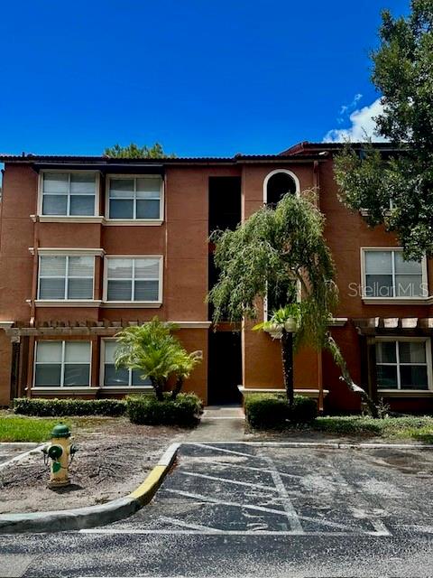 Welcome to an amazing third floor unit located near the Millenia Area, at VILLA MEDICI, this unit is a spacious 1 bedroom and 1 bath moving ready unit; with laminate throughout, and a generous primary bedroom with a walk in closet and access to a full and spacious bathroom.
The kitchen has granite counters and wood cabinets, also a bar style sitting area and an open concept to the great room; Washer and Dryer are included in the unit. Villa Medici is a resort style community with an incredible location, near the parks, shopping and restaurants, the community has an amazing club house that includes, the pool area, cinema room, fitness center, tennis court and also a playground.
Water and sewer are included in the rent, come and see this beautiful unit and make it your next home!