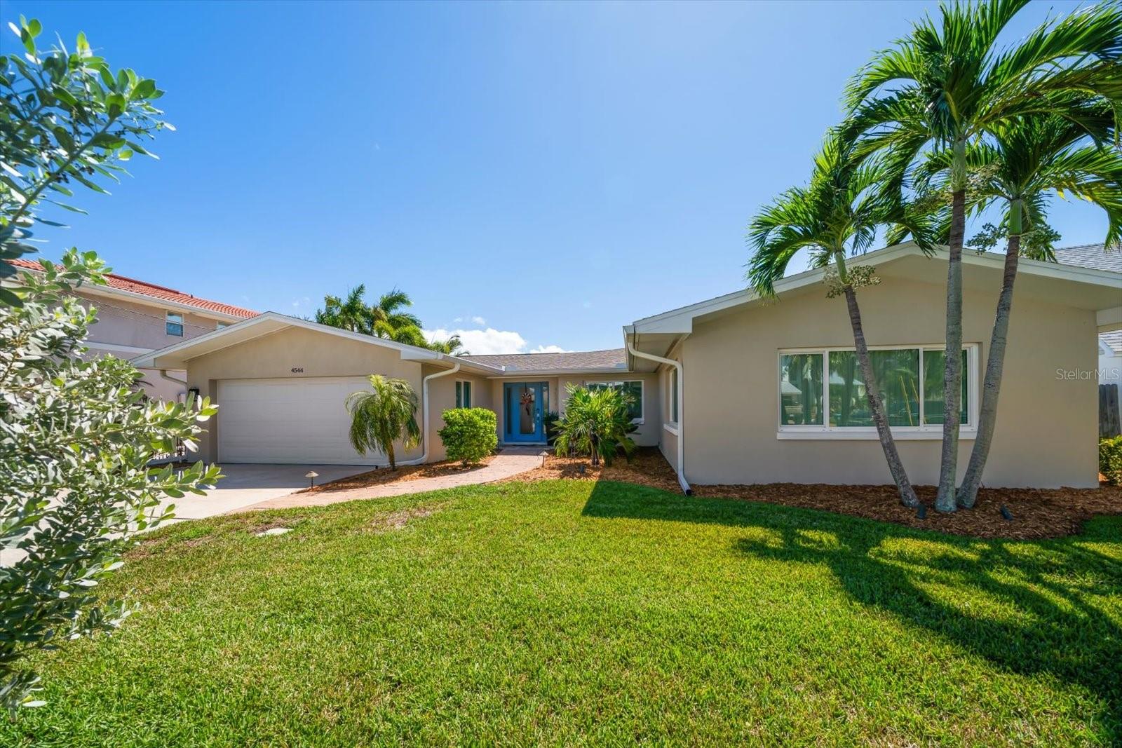 HARBOR HILLS ESTATES - Residential