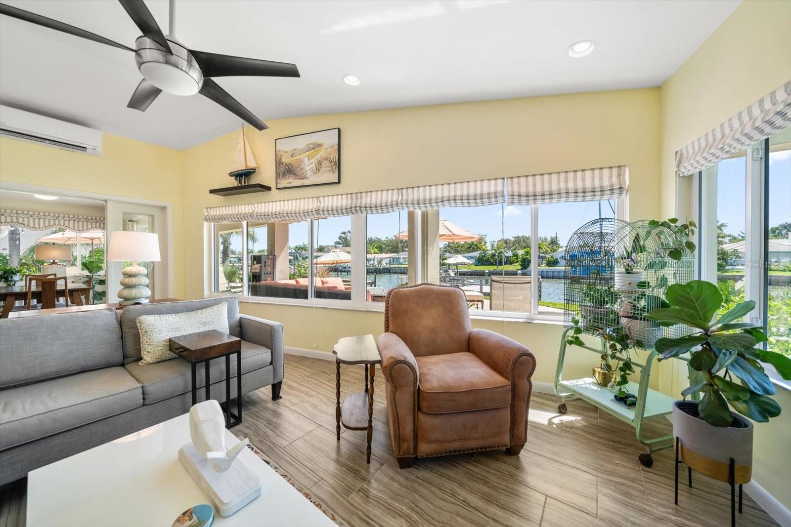 HARBOR HILLS ESTATES - Residential