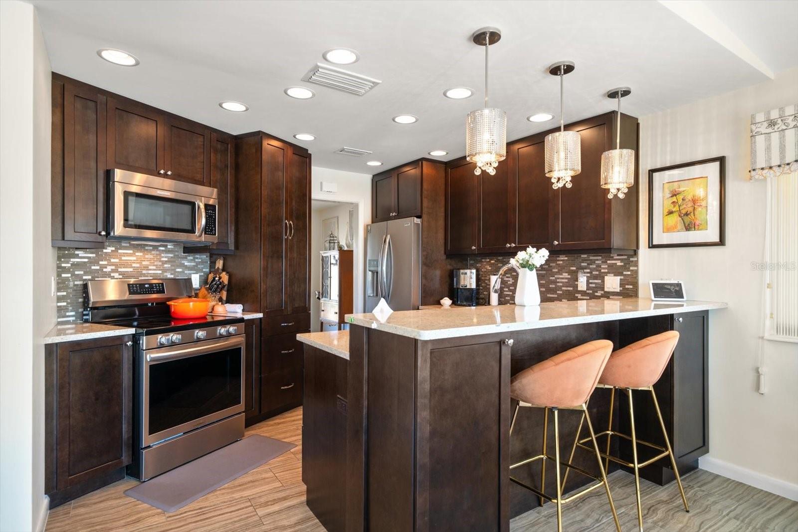 HARBOR HILLS ESTATES - Residential
