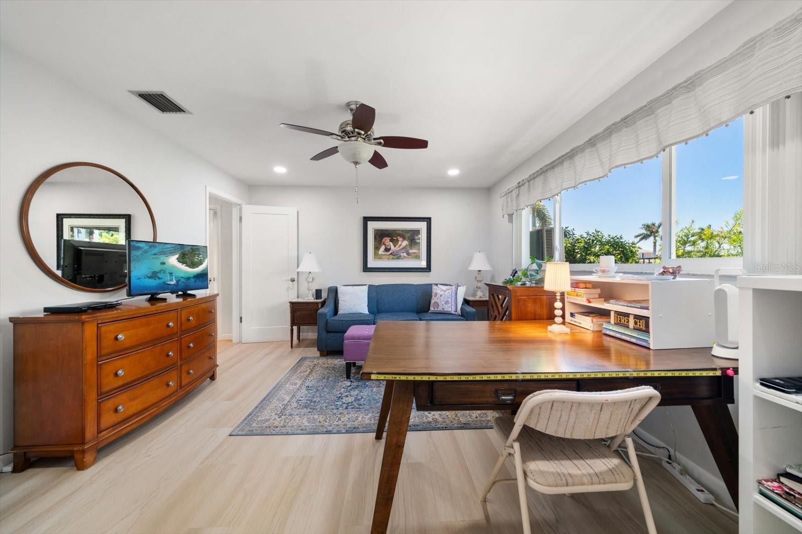 HARBOR HILLS ESTATES - Residential