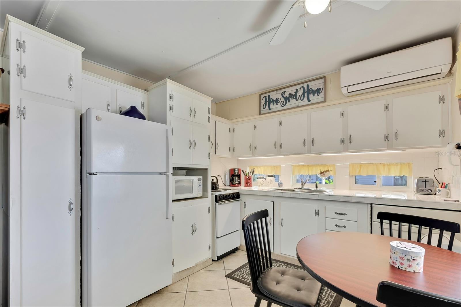 LAKESHORE MOBILE HOME PARK SUB - Residential