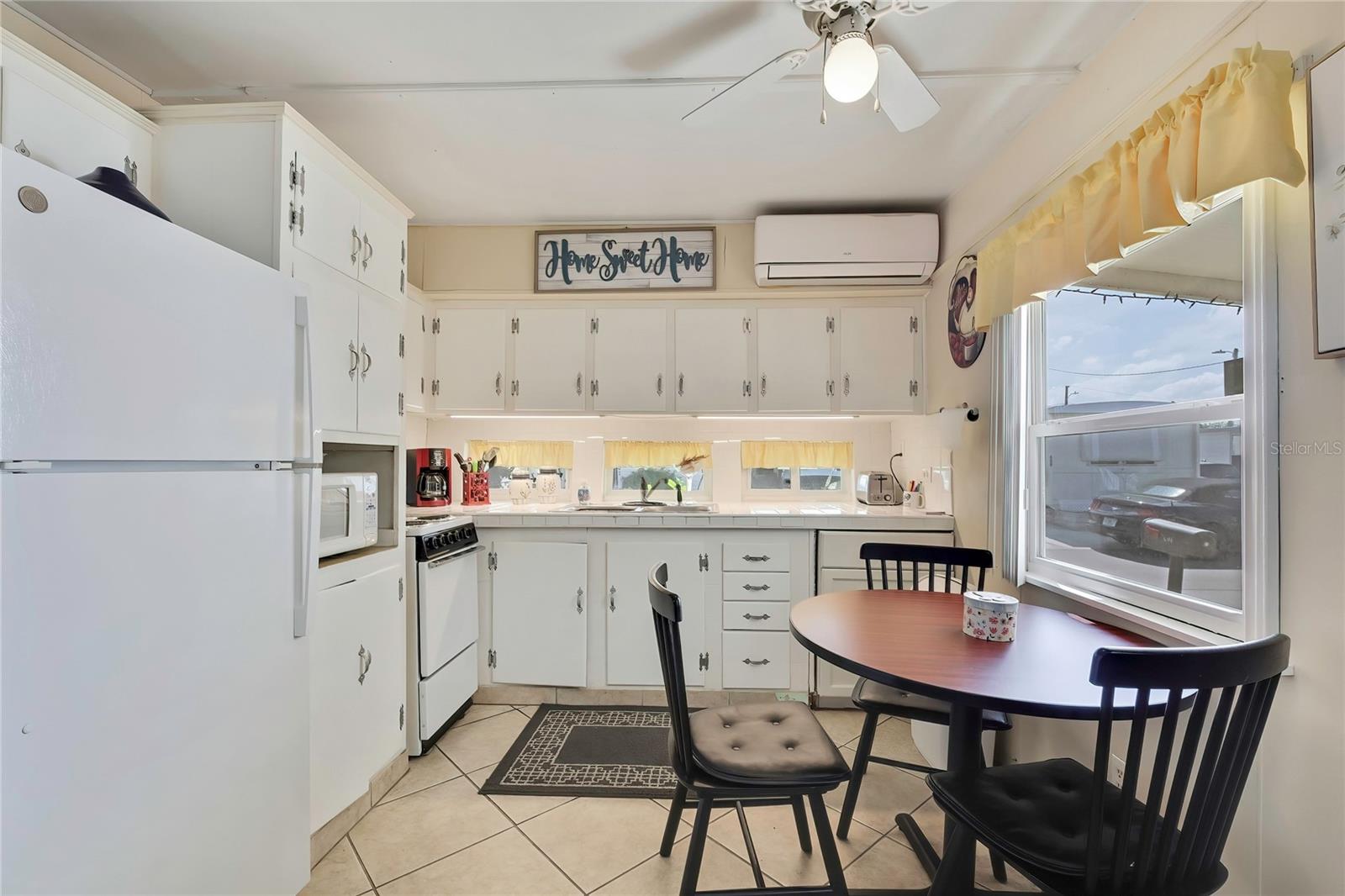 LAKESHORE MOBILE HOME PARK SUB - Residential