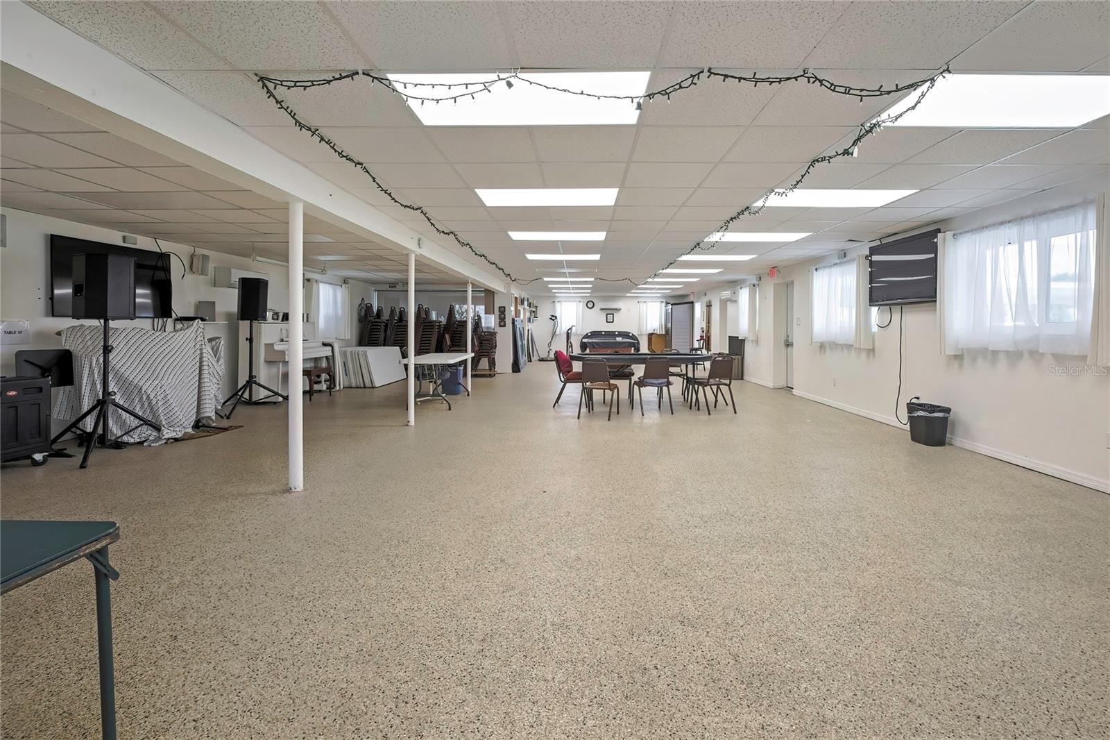 LAKESHORE MOBILE HOME PARK SUB - Residential