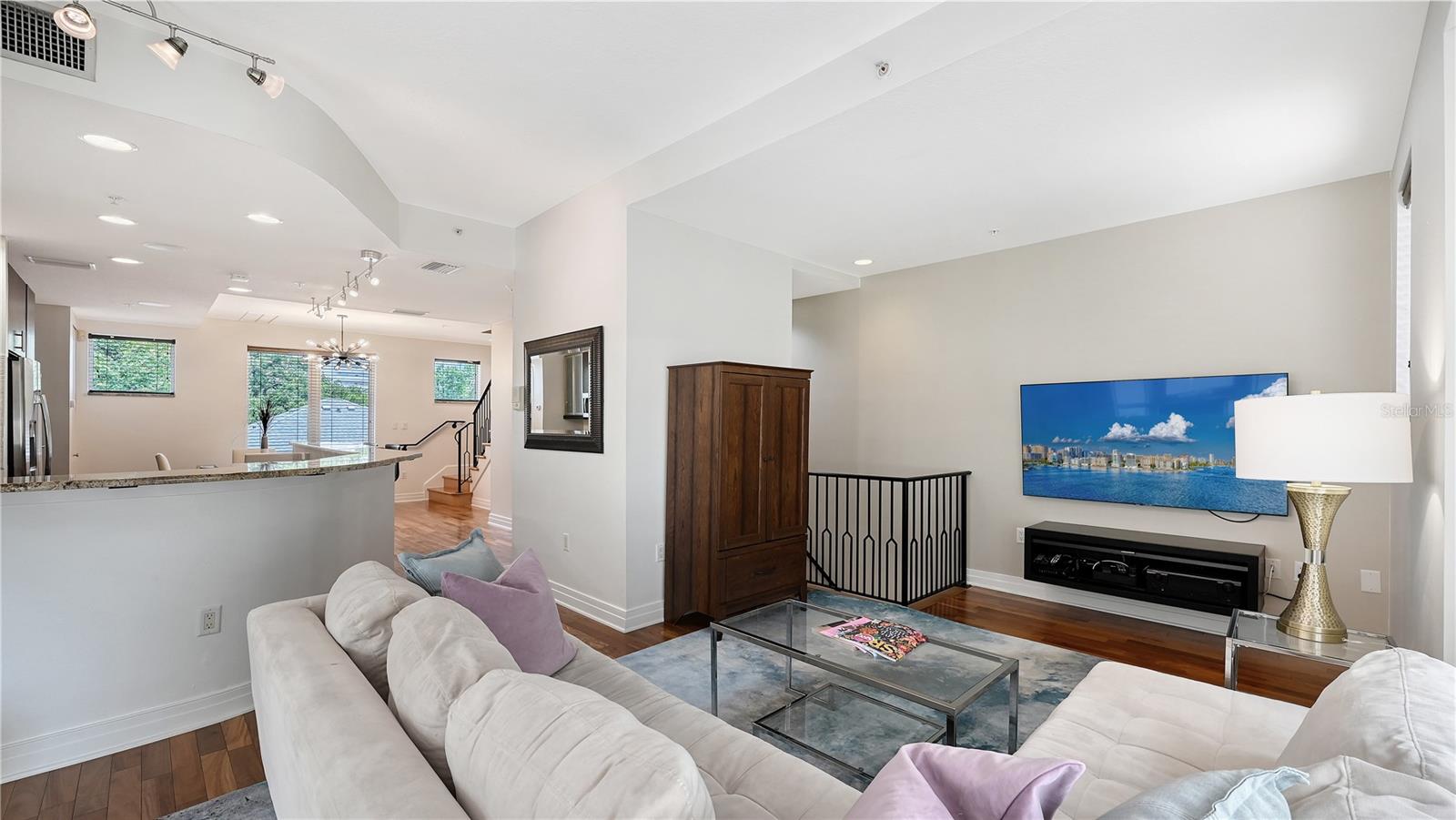 MARQUEE EN VILLE - Residential