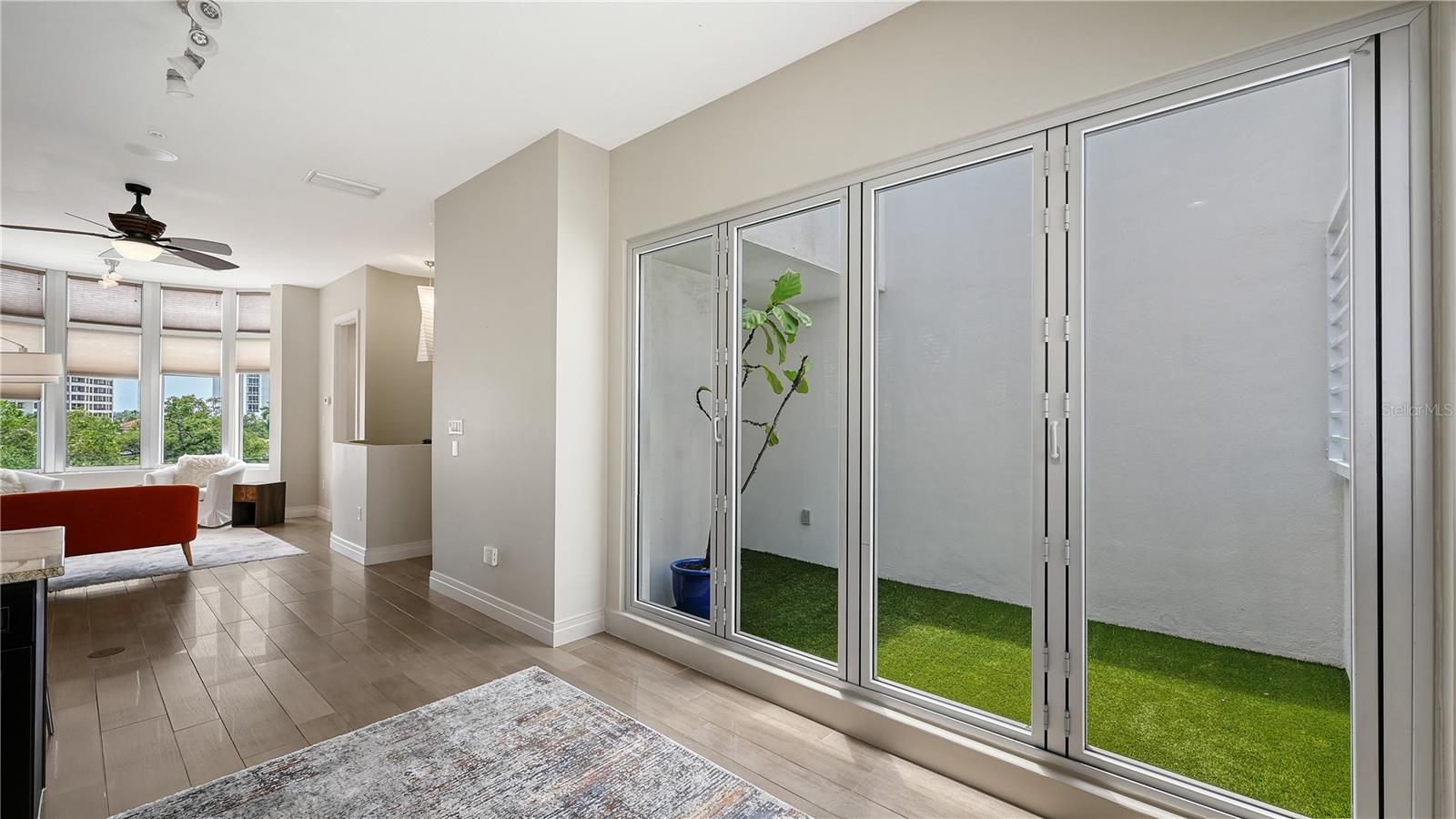 MARQUEE EN VILLE - Residential