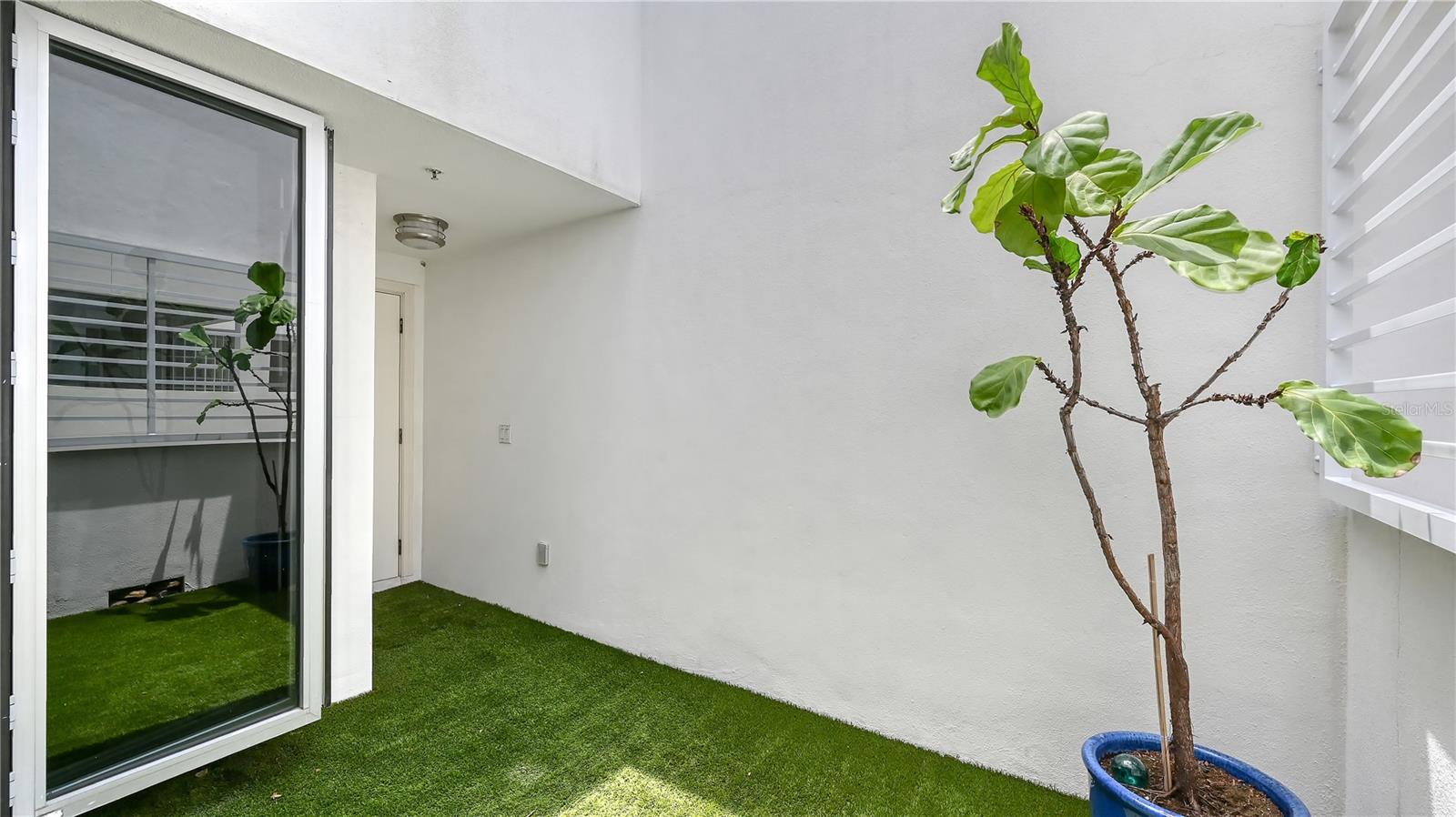 MARQUEE EN VILLE - Residential