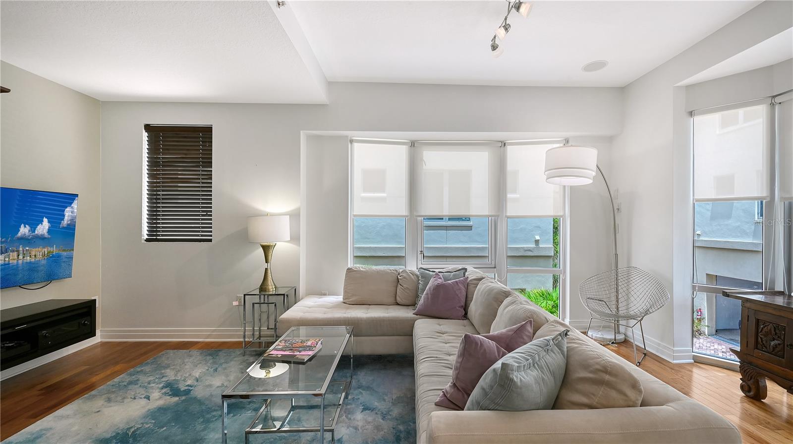MARQUEE EN VILLE - Residential