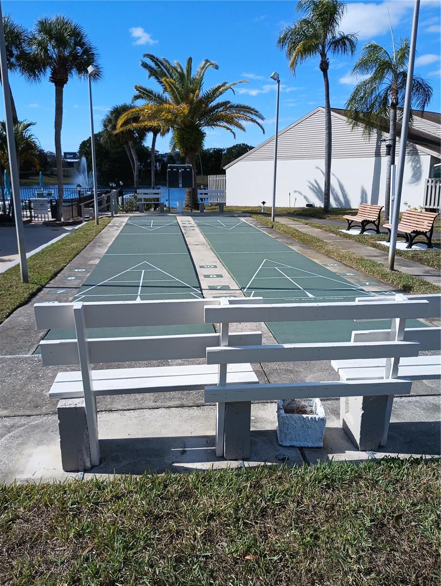 1737 PINE RIDGE WAY W A