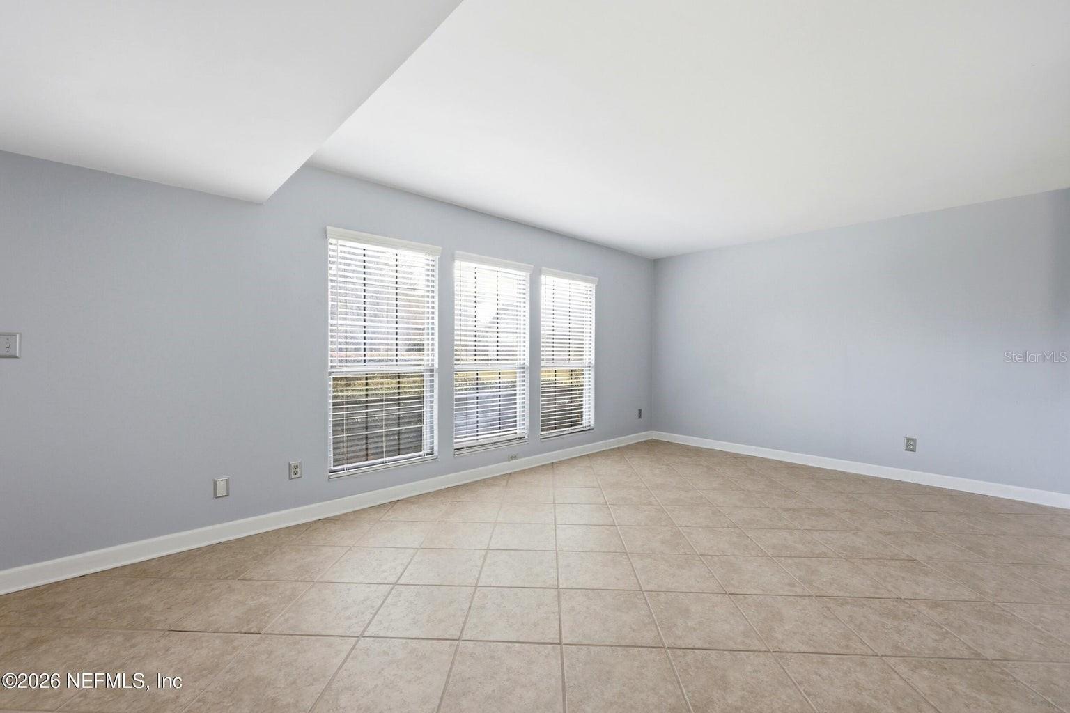 SUTTON PLACE - Residential