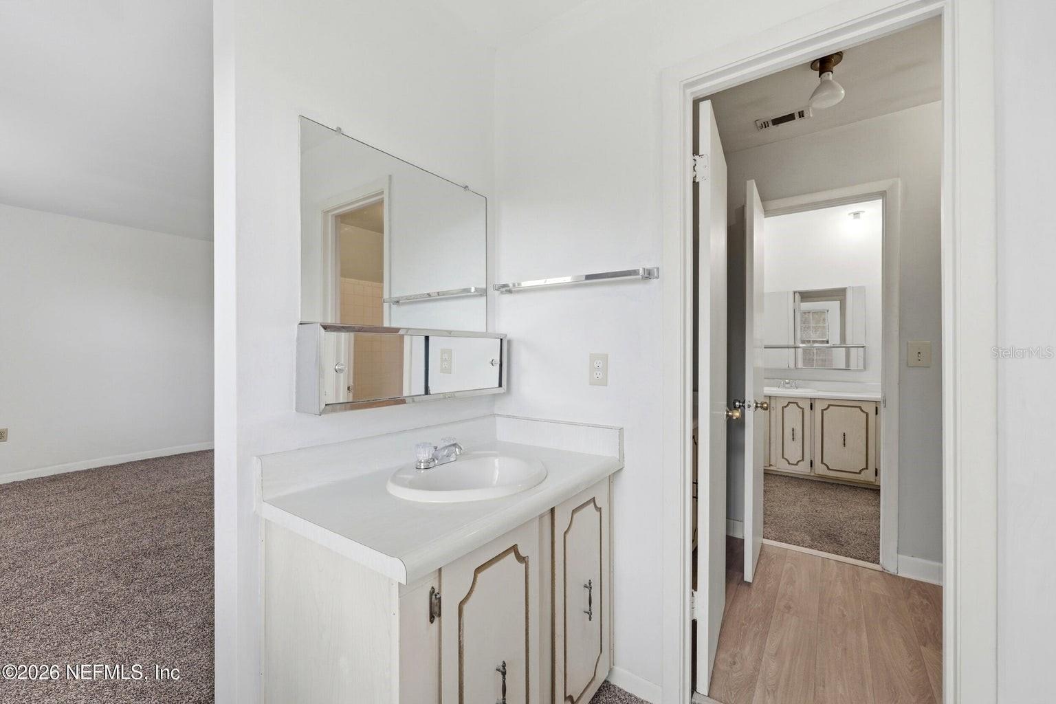 SUTTON PLACE - Residential