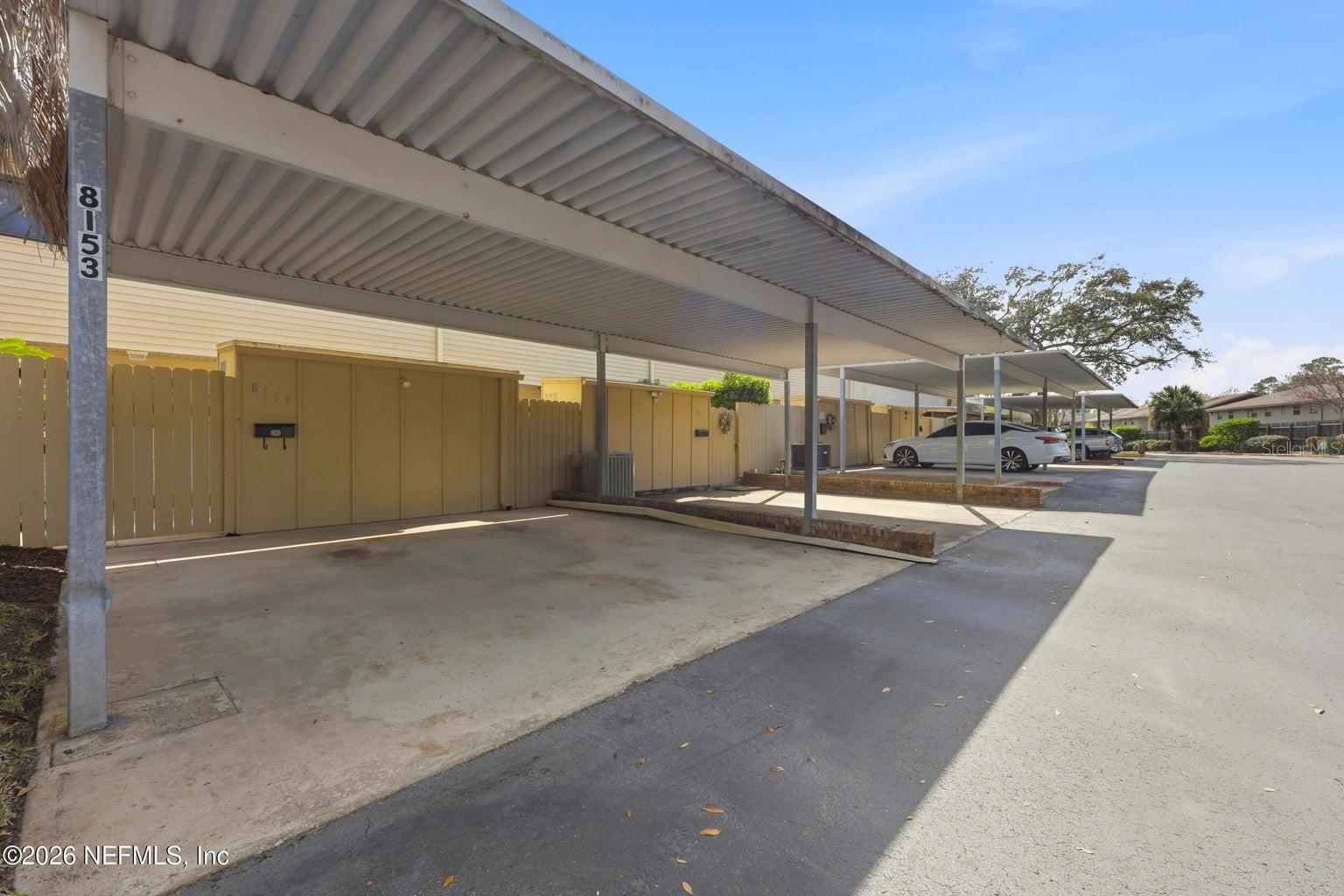SUTTON PLACE - Residential