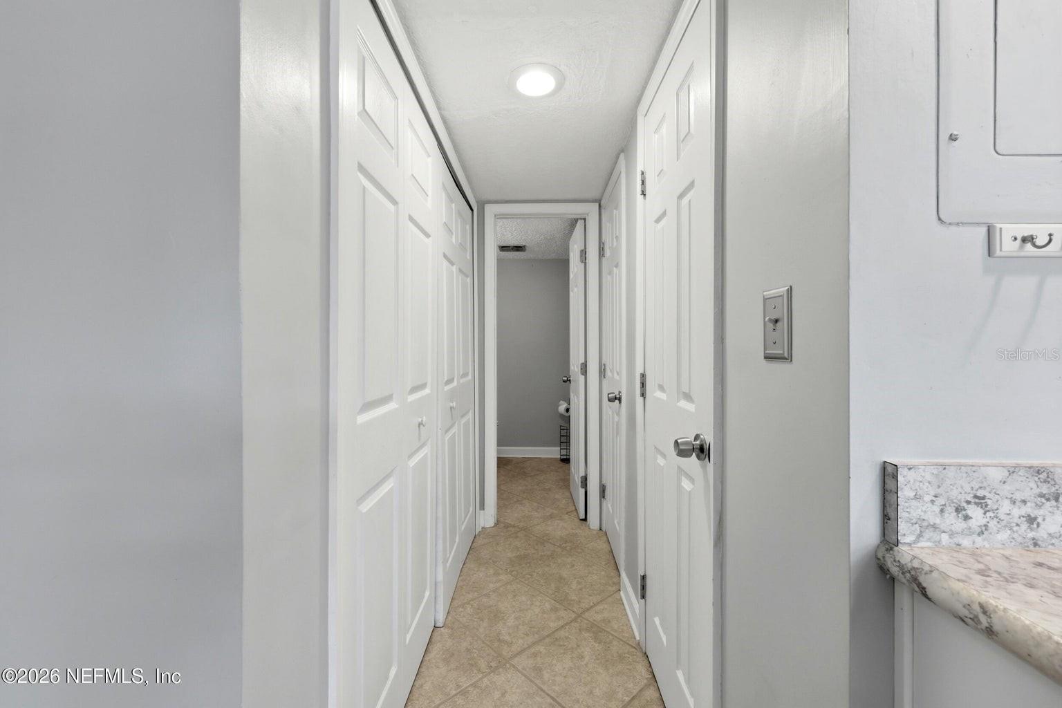 SUTTON PLACE - Residential