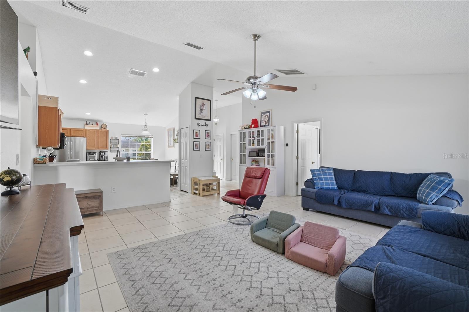 POINCIANA ESTATES SEC B - Residential