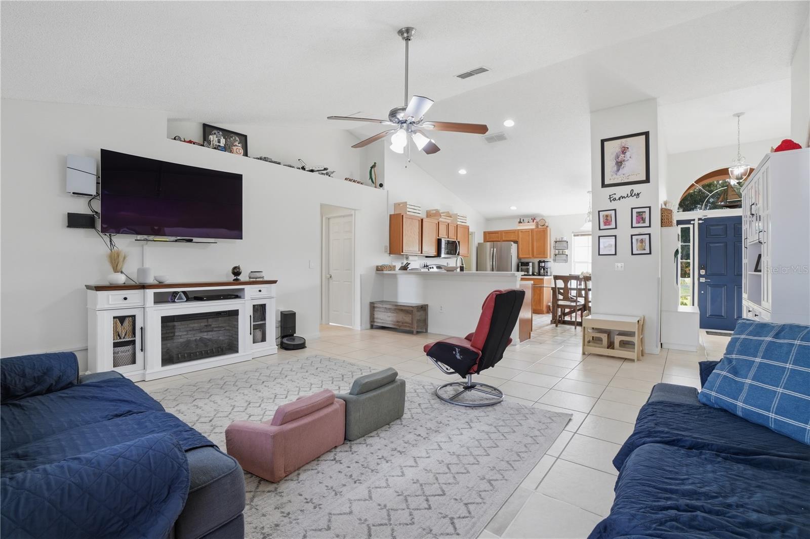 POINCIANA ESTATES SEC B - Residential