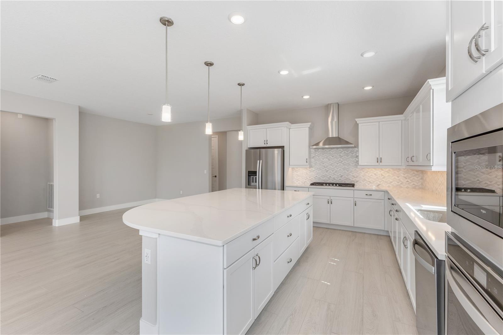 4546 NW 53RD AVENUE ROAD