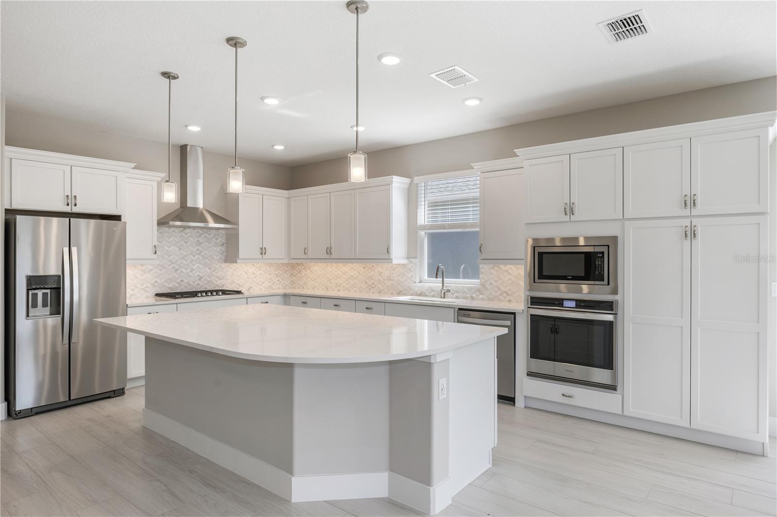 4546 NW 53RD AVENUE ROAD