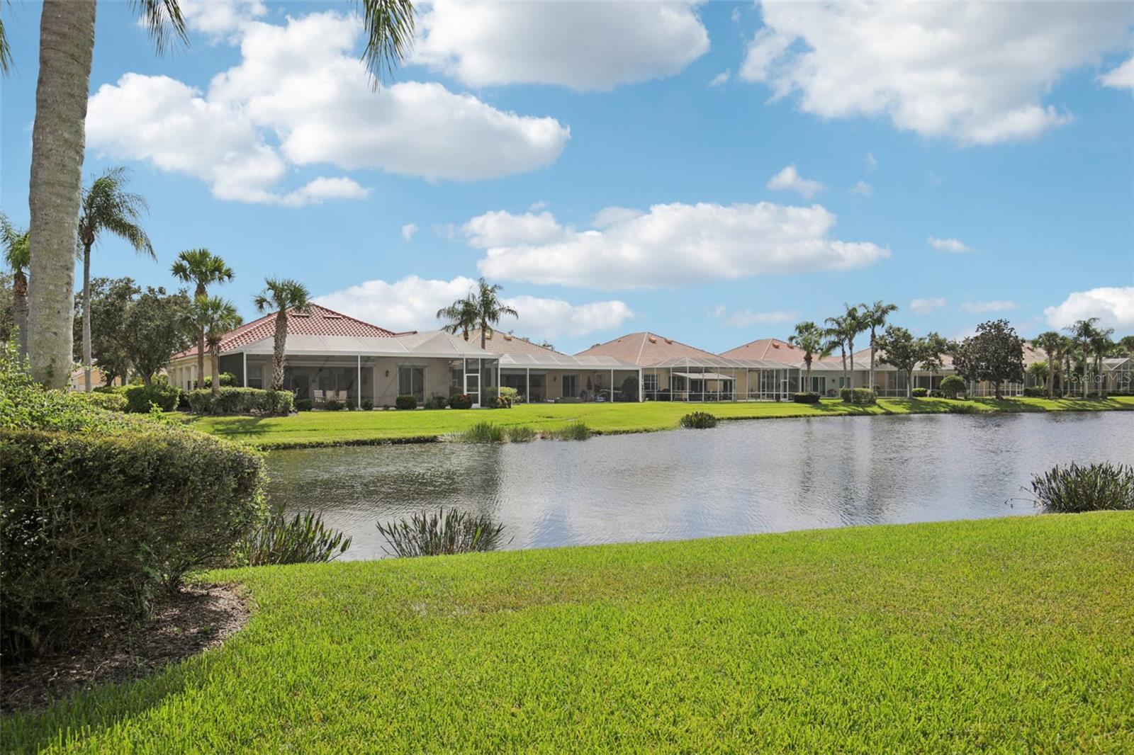 VILLAGEWALK - Residential