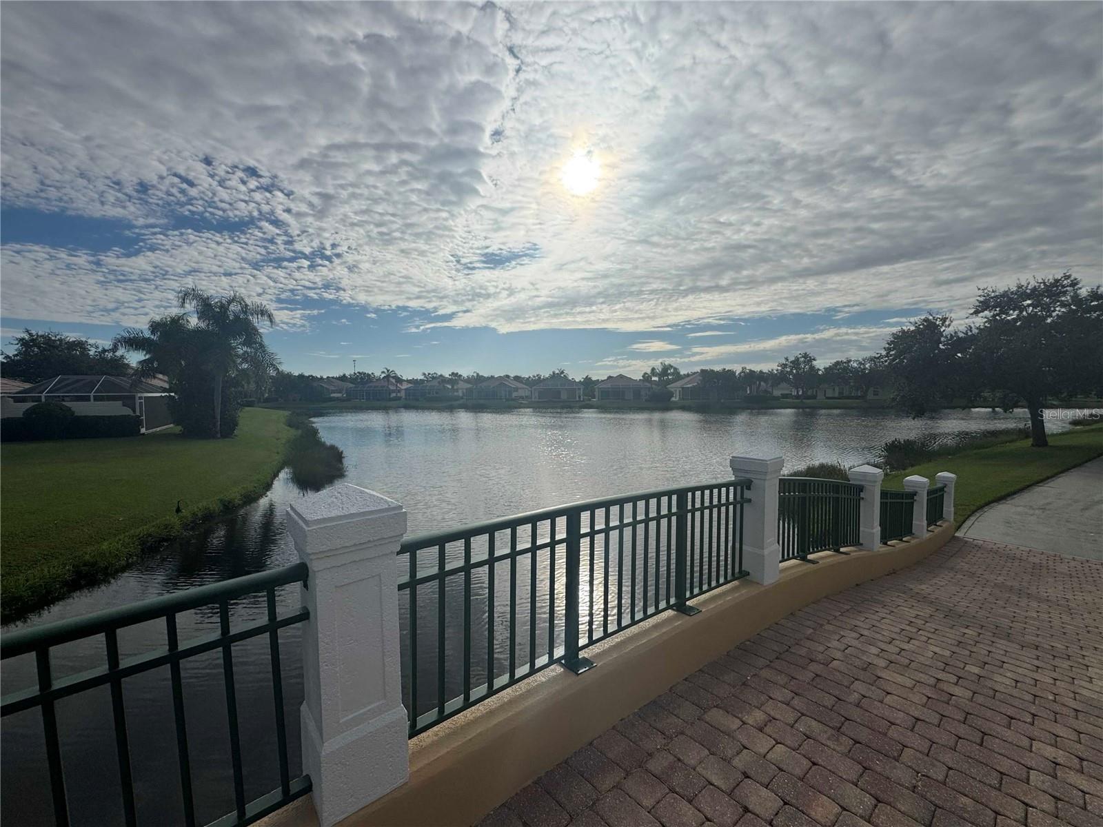 VILLAGEWALK - Residential