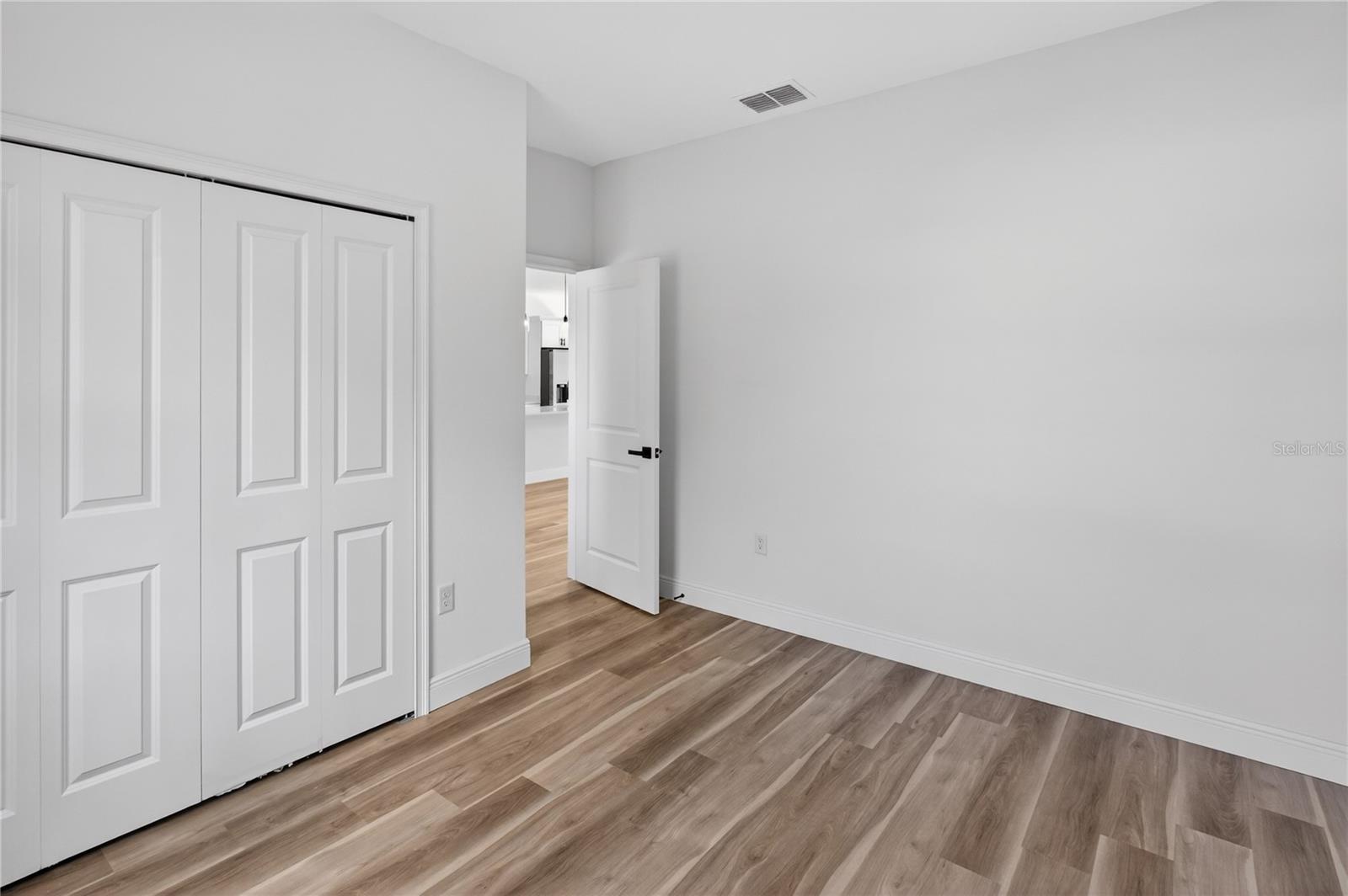 CITRUS SPGS UNIT 09 - Residential Lease