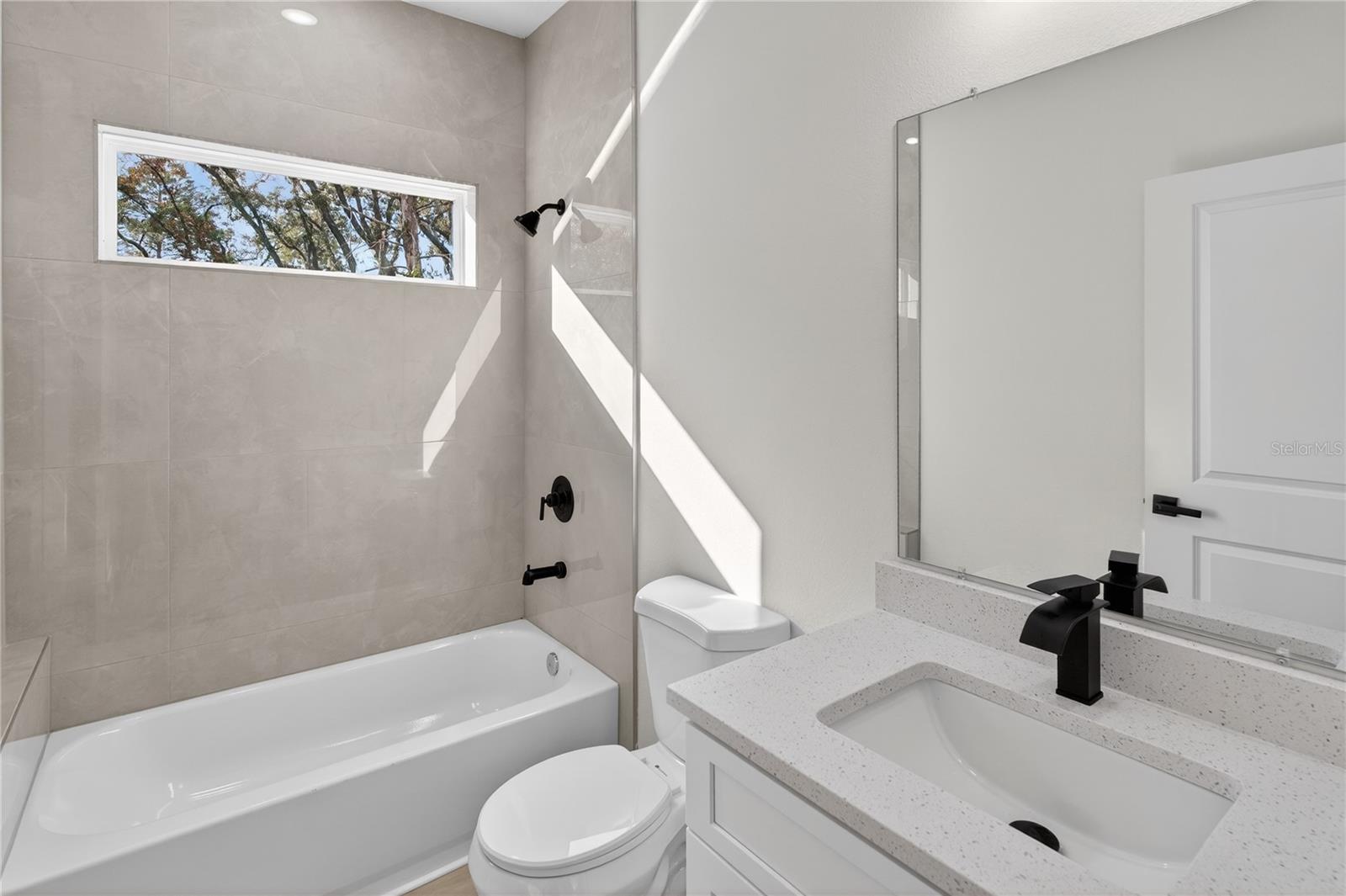 CITRUS SPGS UNIT 09 - Residential Lease