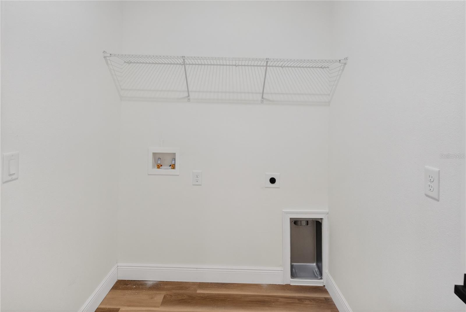 CITRUS SPGS UNIT 09 - Residential Lease