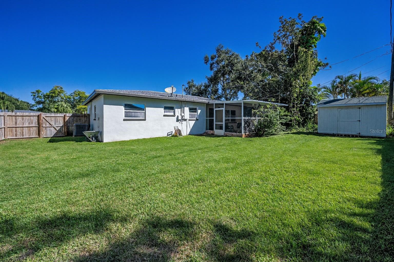 JUNGLE COUNTRY CLUB 4TH ADD - Residential