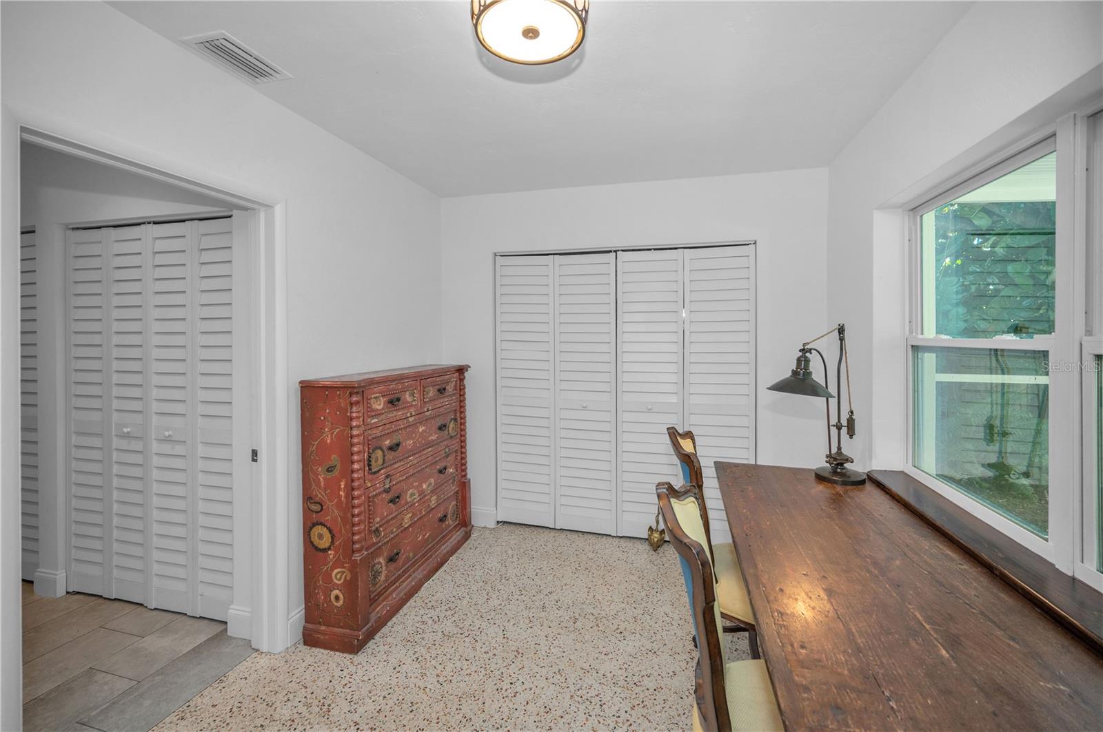 JUNGLE COUNTRY CLUB 4TH ADD - Residential