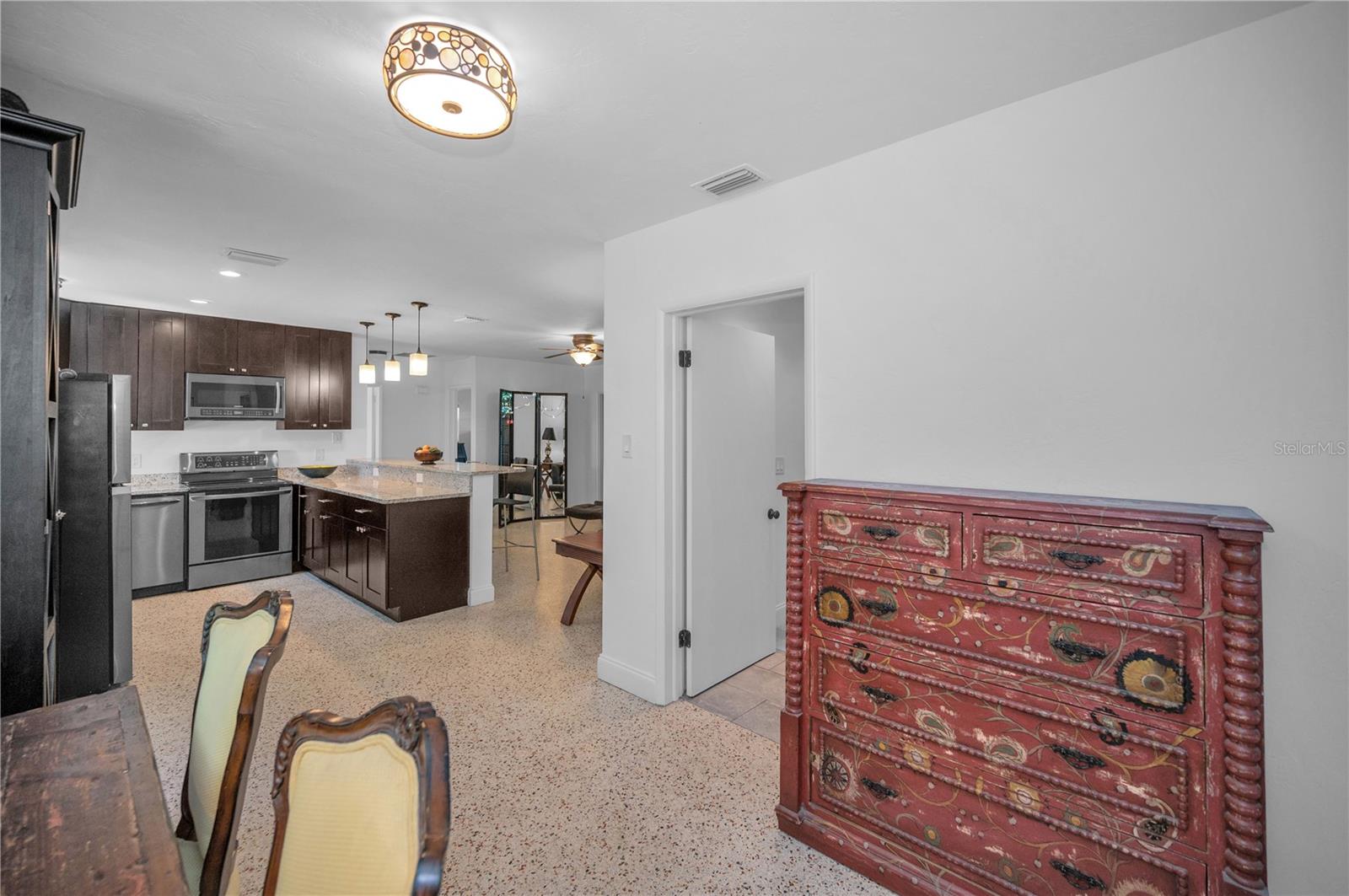 JUNGLE COUNTRY CLUB 4TH ADD - Residential