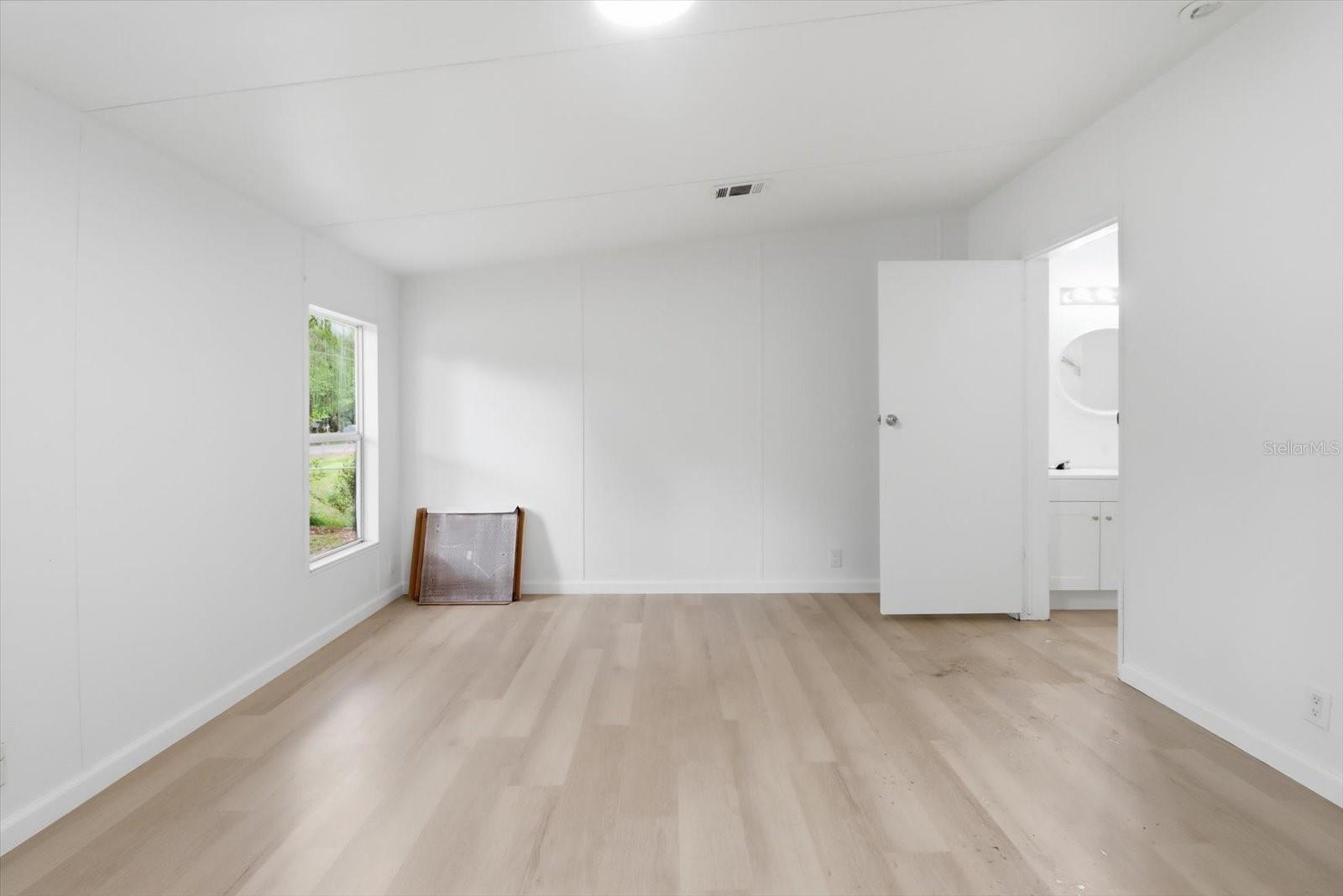 HILLTOP - Residential