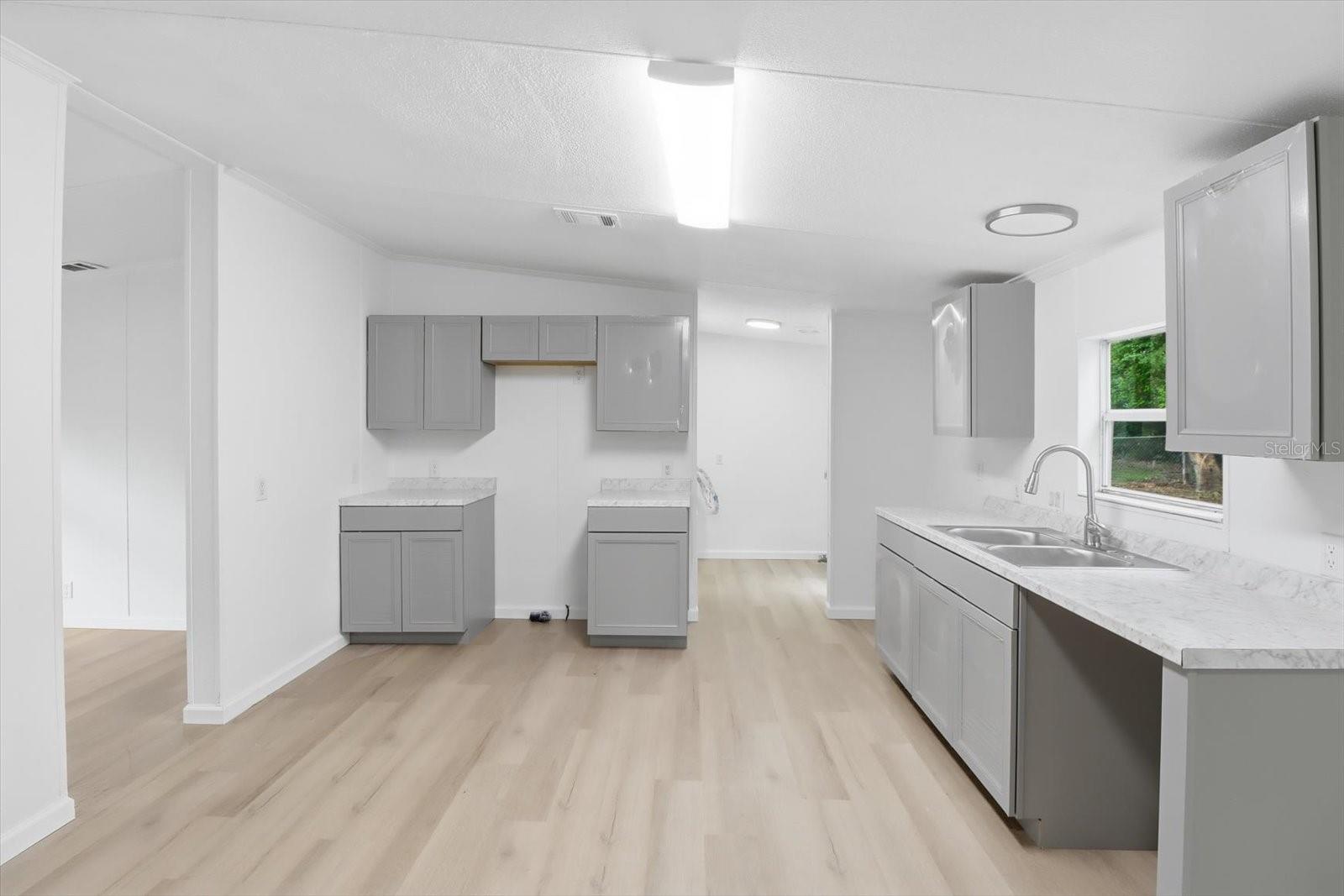 HILLTOP - Residential